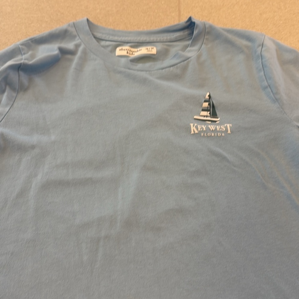 Abercrombie Kids Key West T-Shirt! - Picture 2 of 5